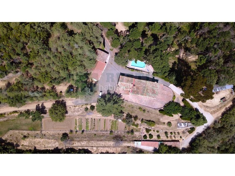 Foto 079547ae-7e90-4764-8961-5f7ea3dd29f5. Masia amb calefacció aparcament piscina a Tordera Tordera