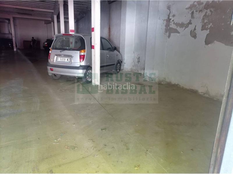 Foto feaefbd8-649d-4586-8ea1-f3096b2644ae. Affitto posto auto in Bisbal d´Empordà (La)