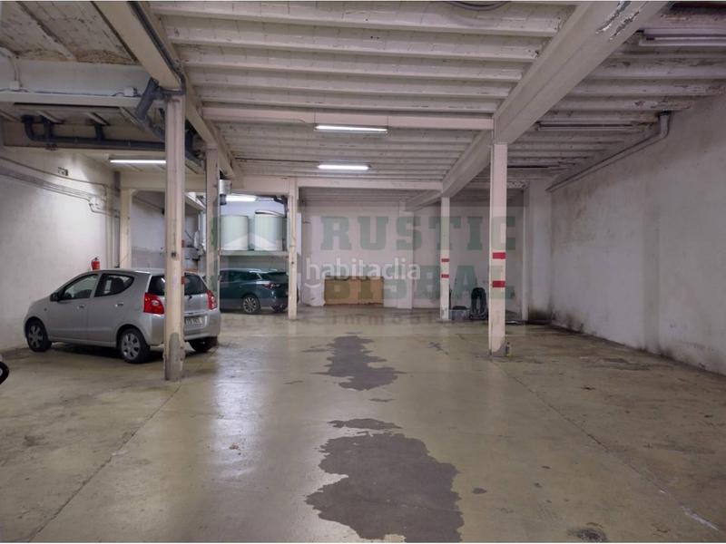 Foto 6b77559e-94d7-4b7d-9423-61114cb913f9. Location parking voiture dans Bisbal d´Empordà (La)