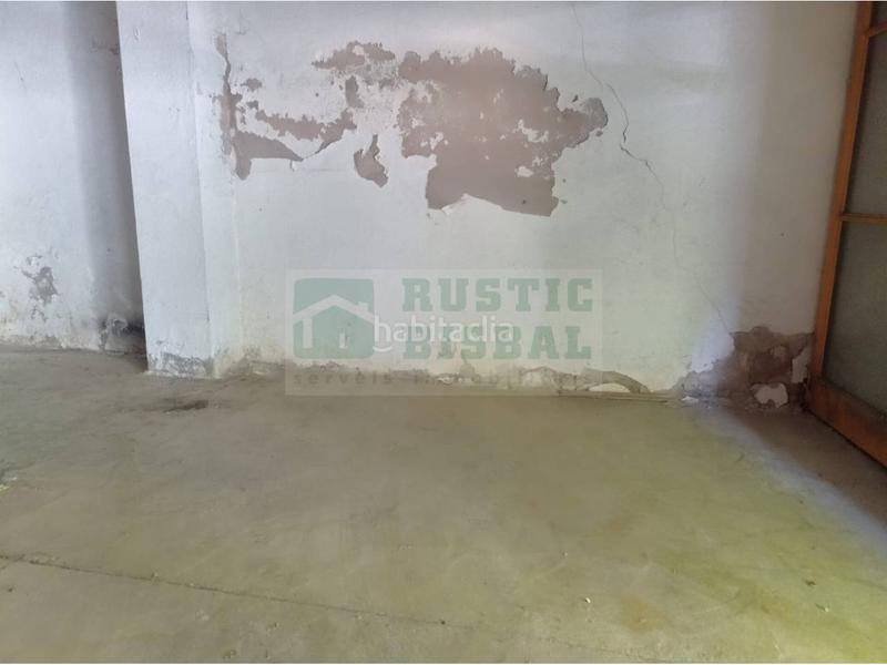 Foto 9b6f7751-efe0-4bc5-bfb5-08358f49a295. Location parking voiture dans Bisbal d´Empordà (La)