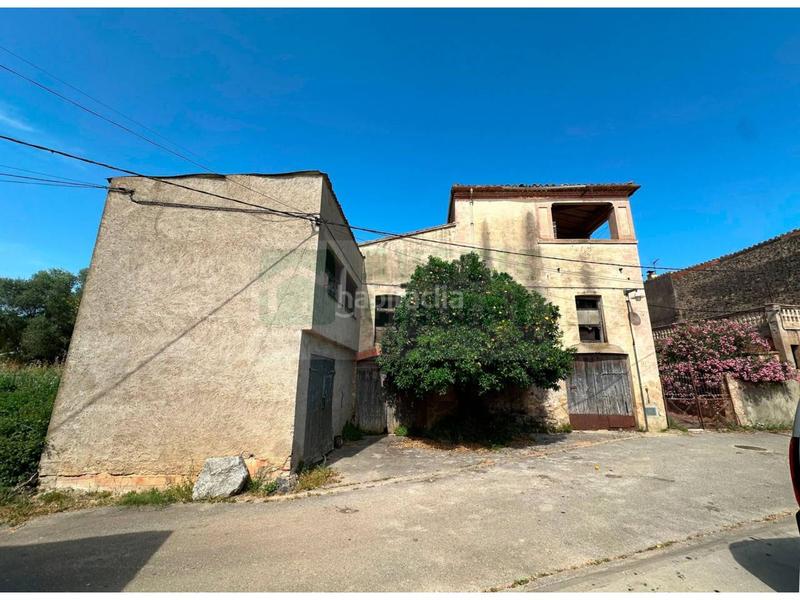 Foto 5956b9d8-18d6-4670-a480-5767798a2ca7. Bauernhof mit parking in Saus, Camallera i Llampaies