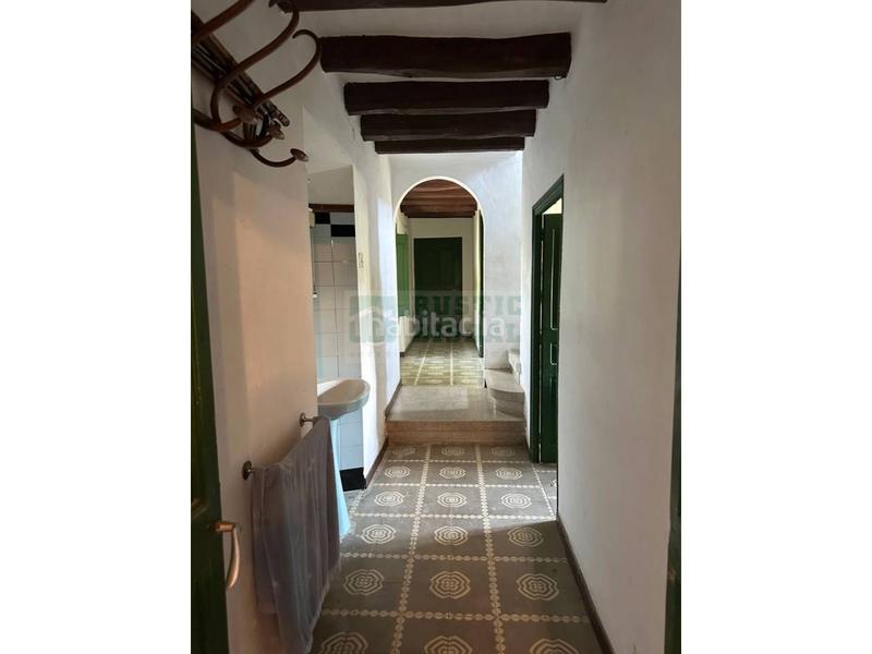 Foto 69433f7e-be2d-427d-8f15-f1571d61f7b1. Bauernhof mit parking in Saus, Camallera i Llampaies