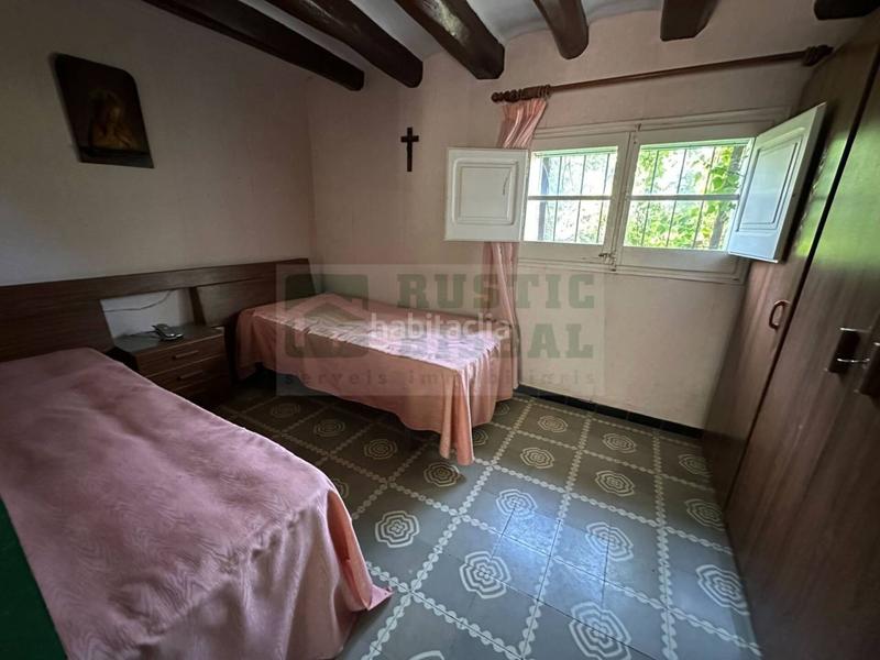 Foto 869d7c3e-c038-45ab-b9a5-bfe0ddc00bf2. Bauernhof mit parking in Saus, Camallera i Llampaies