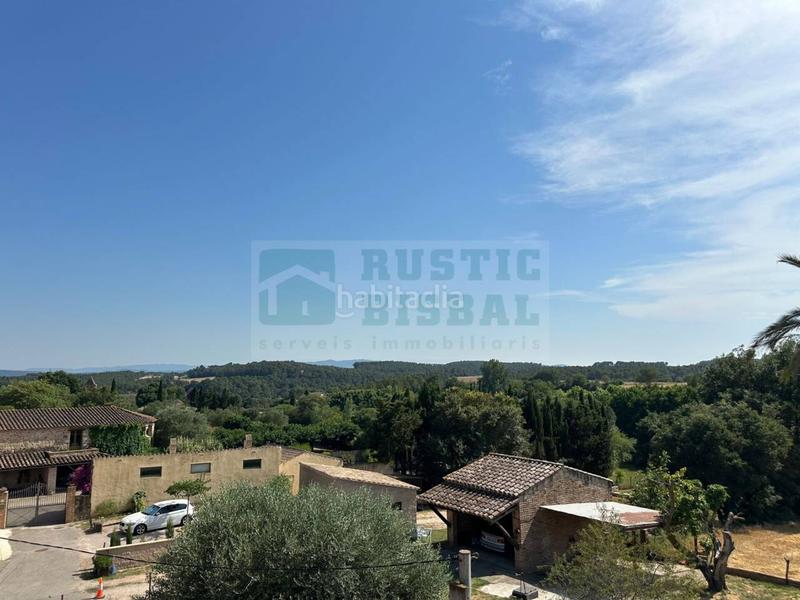 Foto 8766c86c-867a-4409-a739-0b62e02cf842. Bauernhof mit parking in Saus, Camallera i Llampaies