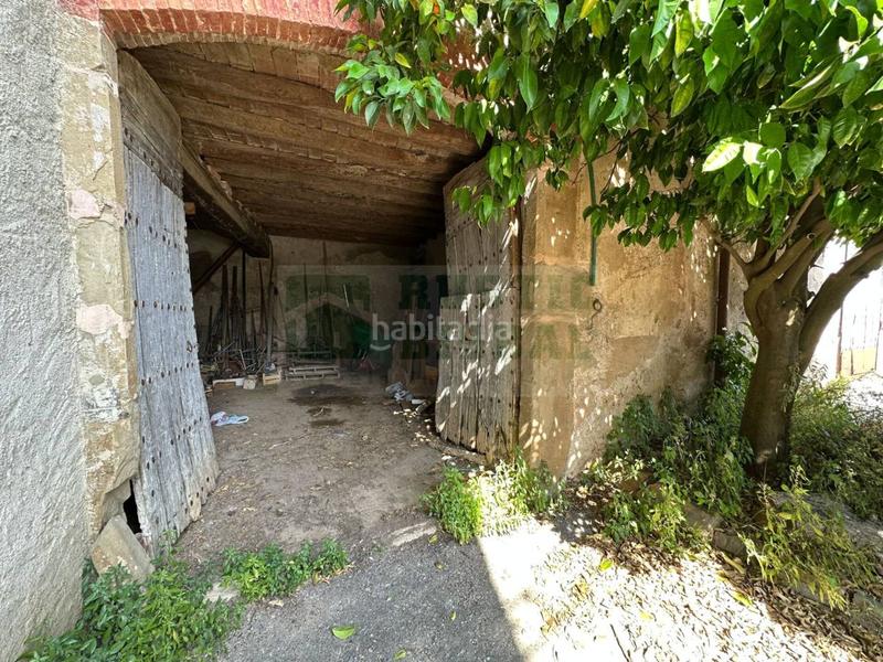 Foto c3738a41-9fc4-4776-9033-068362e2d4ef. Bauernhof mit parking in Saus, Camallera i Llampaies