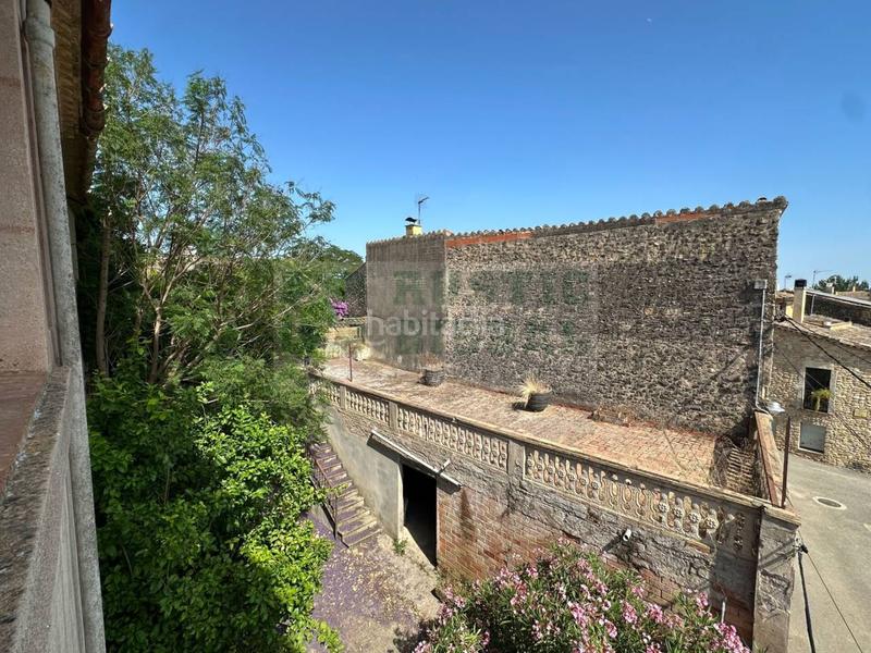 Foto d95c8632-2f0c-428e-af17-7844fe853332. Bauernhof mit parking in Saus, Camallera i Llampaies