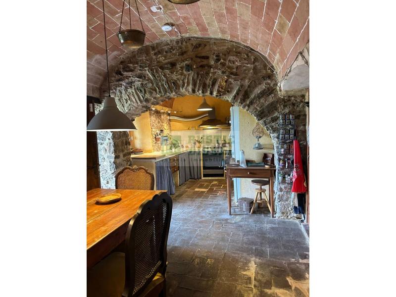 Foto 4bd28077-6e81-4f53-8842-ea5a9110e573. Masía casa rústica en venta cerca de girona y la costa brava en Sant Joan de Mollet