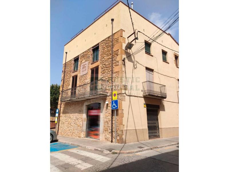 Foto 6084ec8c-dd1f-4544-8b6f-4be49e763aa8. Miete geschäftsraum in Bisbal d´Empordà (La)