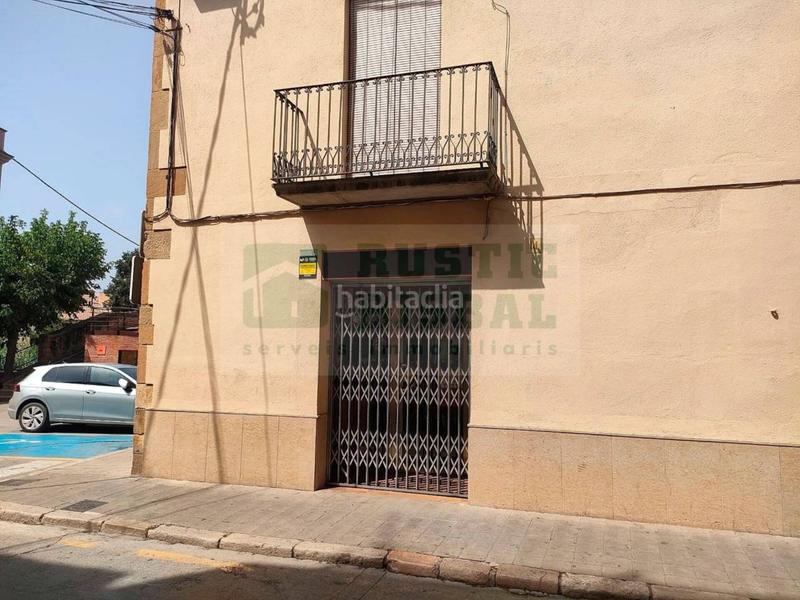 Foto 87ac8613-7f24-40d5-93ef-428c37e7287f. Alquiler local comercial alquiler de local comercial en la bisbal dempordà con escaparate y gran visibilidad en Bisbal d´Empordà (La)