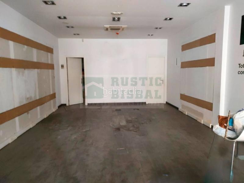 Foto 193c0ccc-9d85-4ede-8d53-1517166462ba. Alquiler local comercial local en alquiler en la bisbal dempordà, zona les voltes de planta baja y altillo en Bisbal d´Empordà (La)