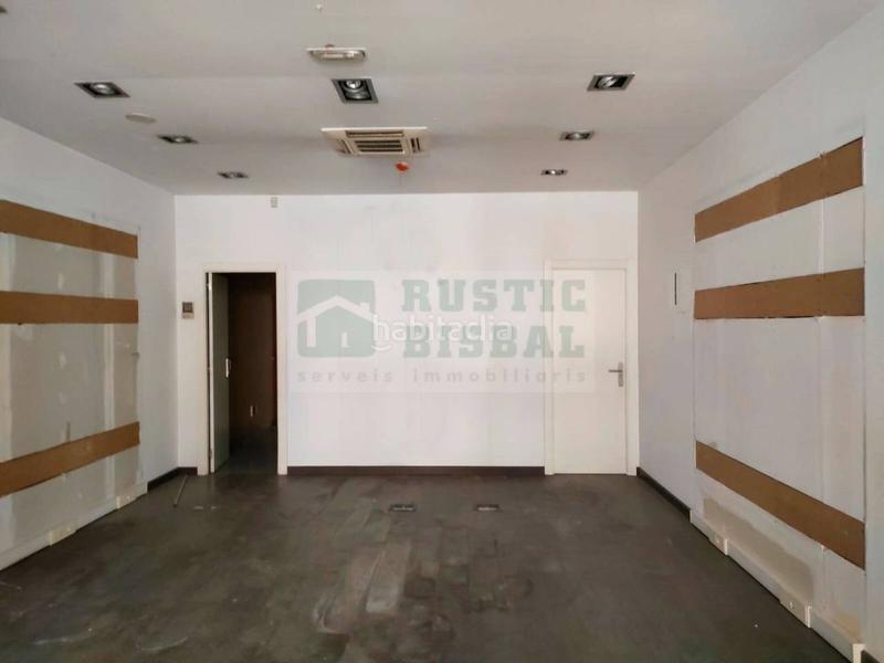 Foto be2479a2-8c44-4d44-948b-283b82f95589. Alquiler local comercial local en alquiler en la bisbal dempordà, zona les voltes de planta baja y altillo en Bisbal d´Empordà (La)