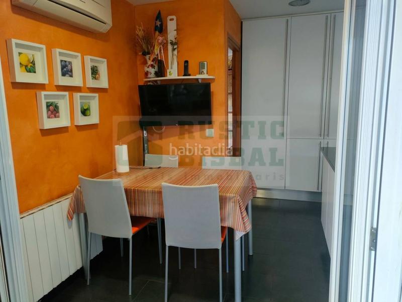 Foto 70e03be4-816b-4408-84b1-523f527701b6. Piso  en venta en la bisbal dempordà en edificio con ascensor, cuatro dormitorios y dos baños en Bisbal d´Empordà (La)