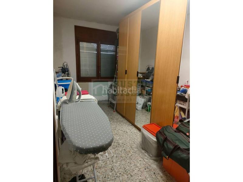 Foto 94b6cbe5-c488-4776-9aab-ae682689485a. Piso  en venta en la bisbal dempordà en edificio con ascensor, cuatro dormitorios y dos baños en Bisbal d´Empordà (La)