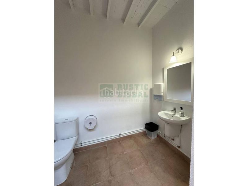 Foto 8b68d670-057d-4ed1-8d02-13b56fd76514. Lloguer local comercial a Bisbal d´Empordà (La)