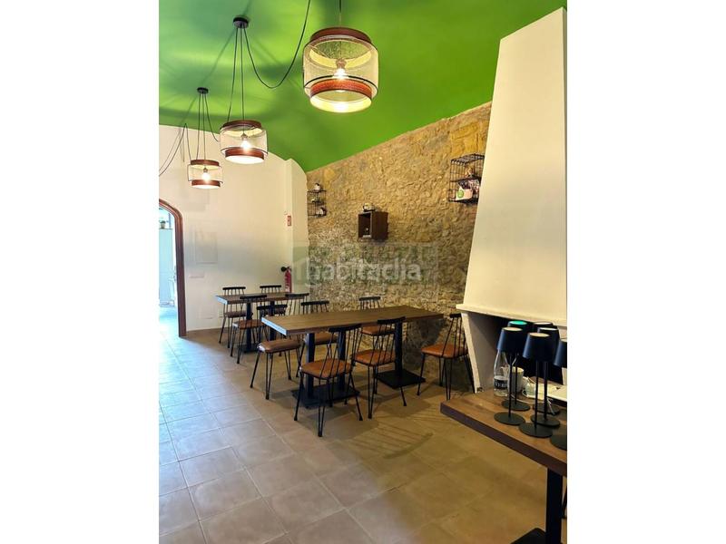 Foto edab2430-bcd3-4d26-a458-8d50ea75b7b1. Rent business premise in Bisbal d´Empordà (La)