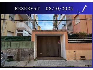 Aparcament cotxe a Bisbal d´Empordà (La)