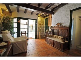 Bauernhof in Bellcaire d´Empordà. Exclusiva rustic bisbal  casa rústica en venta en bellcaire demp