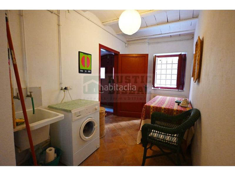 Foto 0271a608-64c4-4e2c-ae5f-0f78b467111d. Masia amb aparcament a Forallac