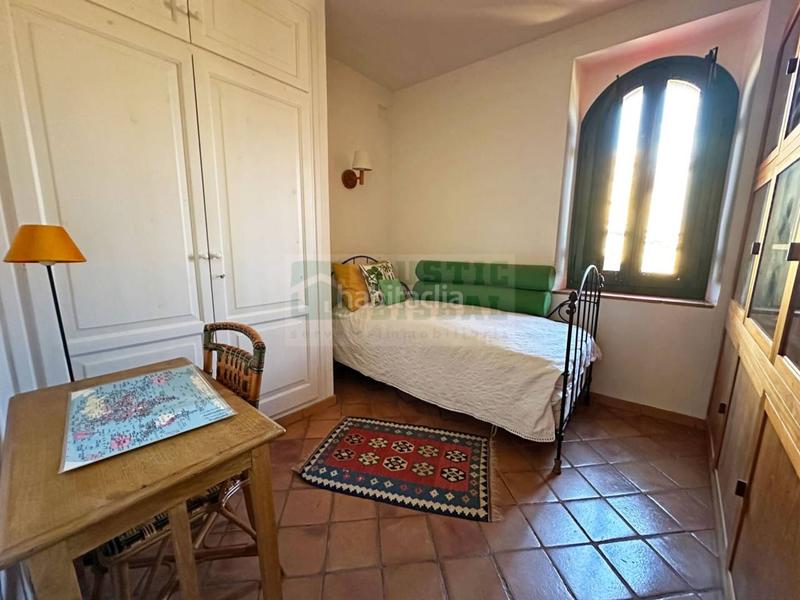 Foto 10c641a6-23f7-40c0-b795-d5d80ad07315. Masia amb aparcament a Forallac