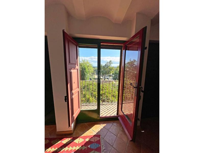 Foto 3b233200-438d-4ea4-8de8-76d379860c59. Masia amb aparcament a Forallac