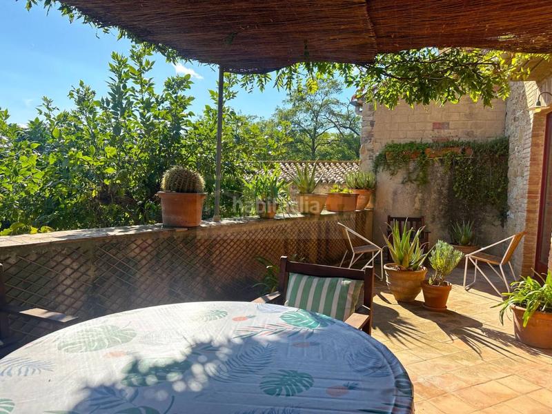 Foto e02b32d6-099c-463a-837f-b8d3532b855a. Masia amb aparcament a Forallac