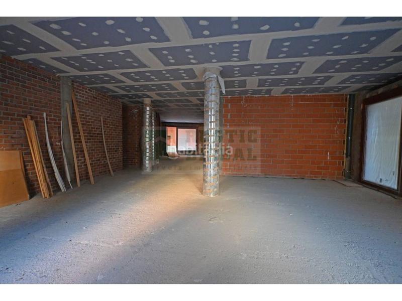 Foto 2ba6baf7-b6e3-47c4-8e37-4463dafb9338. Rent business premise in Bisbal d´Empordà (La)