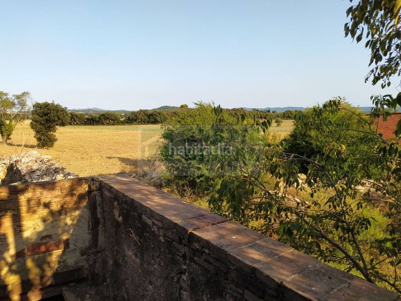 Foto 8aff6d86-ce1d-47fa-9b56-45160dcdad97. Masia a Corçà