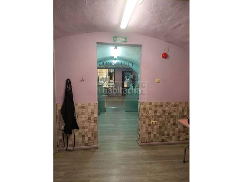 Foto 1d4620ff-68a6-4f26-92a4-4cbdb9c823d8. Location local commercial dans Bisbal d´Empordà (La)