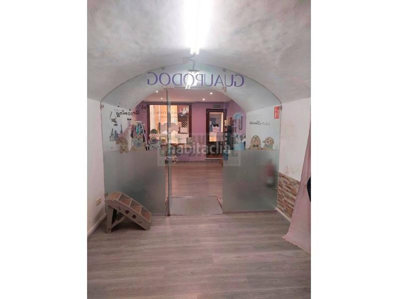 Foto 9fb5b5f2-b65d-44bb-8c3f-9fdce95cb0f6. Location local commercial dans Bisbal d´Empordà (La)