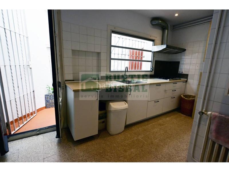 Foto 82c4aecd-a88e-419b-a551-a8fed0db3be3. Mas avec chauffage parking dans Bisbal d´Empordà (La)