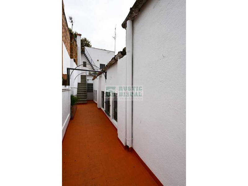 Foto f44ea905-0093-42d8-8d2e-d5c6cf275573. Mas avec chauffage parking dans Bisbal d´Empordà (La)