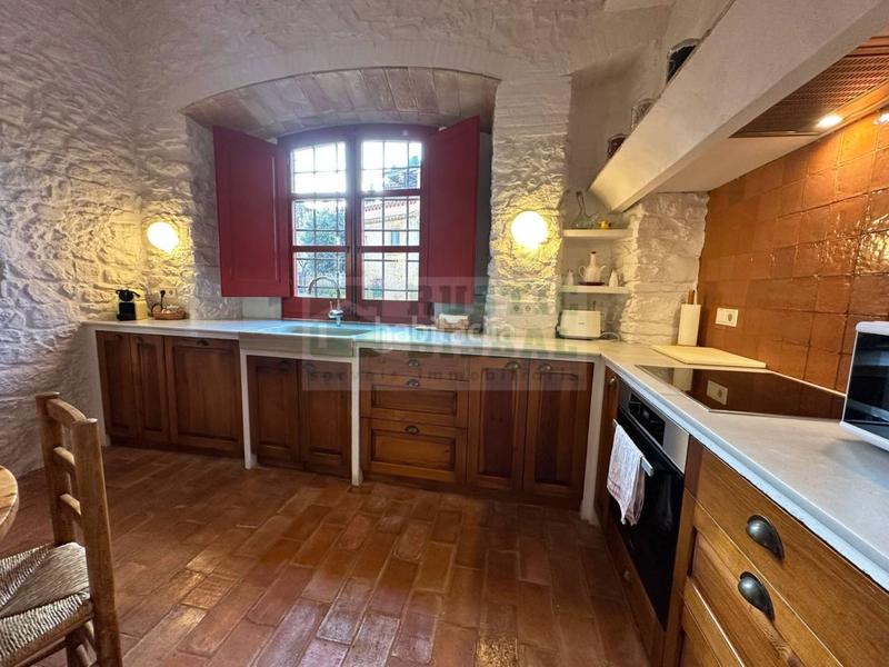 Foto f149facc-9397-47e7-9174-715c795c3c06. Location mas avec chauffage dans Forallac