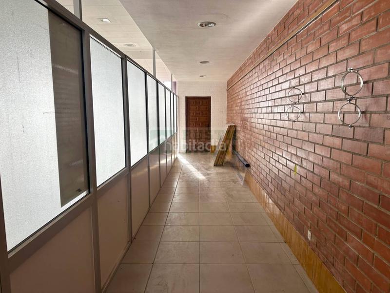 Foto a6b4e781-4b2b-4eab-9b9f-277a2208c257. Miete fabrikhalle in Bisbal d´Empordà (La)