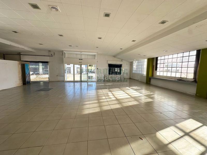 Foto bd83aa04-f23f-4462-b564-531436b29d2b. Miete fabrikhalle in Bisbal d´Empordà (La)