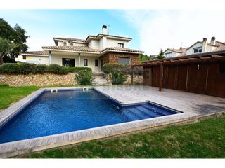 Maison à Torre Vella - Torre Gran - Les Dunes. Espectacular casa con jardín, piscina y garaje en torroella de m
