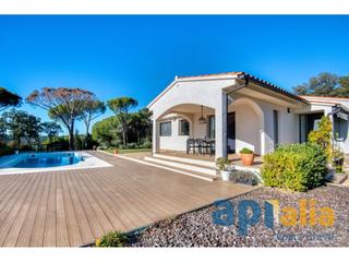 Chalet  Gavarres. Casa o chalet en venta en avenida gavarres