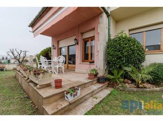 Chalet  Calle sant lloren�. Casa o chalet en venta en roses