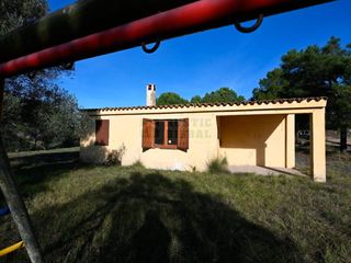 Landgut  Calle anyells. Oportunidad terreno rústico en venta en corçà con construcción a