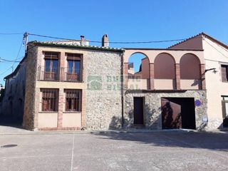 Location Mas à Ullastret. Casa rústica en alquiler de segunda residencia en ullastret, a 1