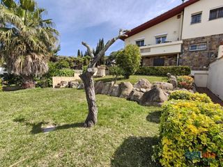 Casa  Calle alguer. Casa unifamiliar aislada en venta en sant daniel