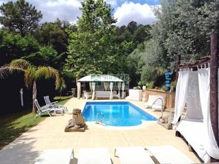 Mas  Calle crta. de la bisbal a cassà de la selva km. 13.5. Espectacular finca con masía, jardín y piscina en plena naturale