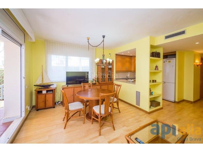 Foto 409d99f3-f2e8-466f-9df3-5b9a04f49b86. Apartament amb calefacció aparcament piscina a S´Agaró