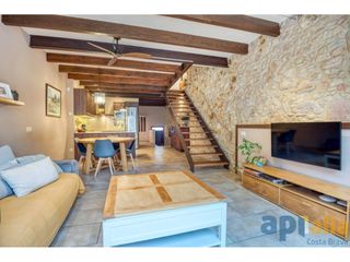 Casa adossada  Calle sant martirià. Casa en venta en sant feliu de guíxols