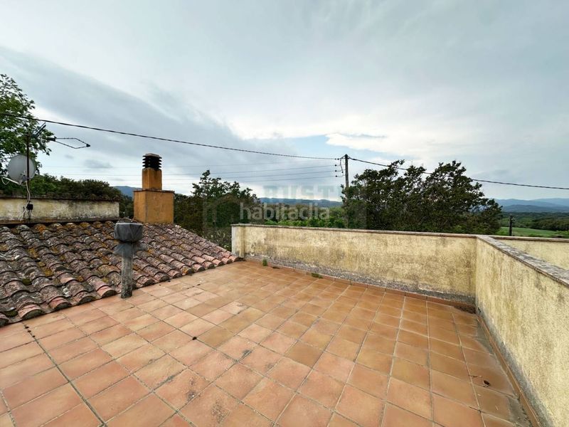 Foto 10a25522-34a4-4ca1-9716-23dc404f0501. Casa amb calefacció aparcament piscina a Bisbal d´Empordà (La)