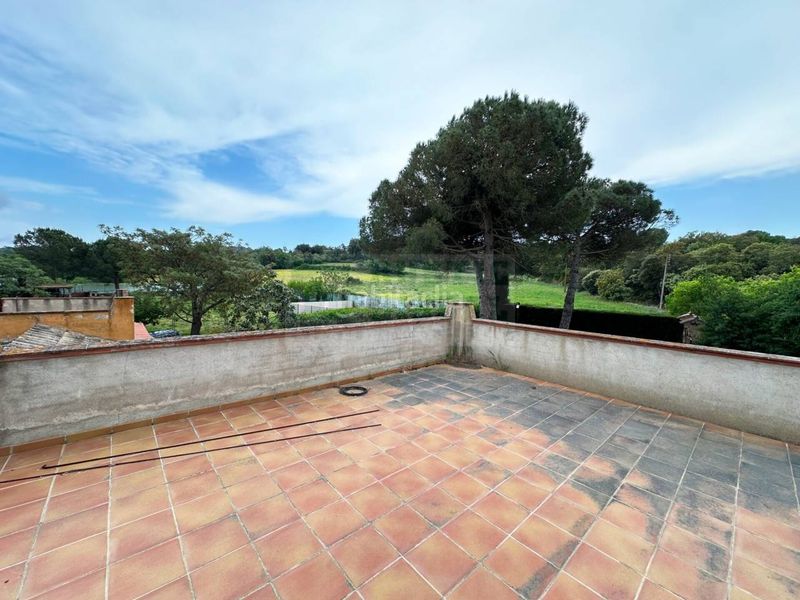 Foto 225de51a-a2f5-4bfe-9971-d6e32d6b6e64. Casa amb calefacció aparcament piscina a Bisbal d´Empordà (La)