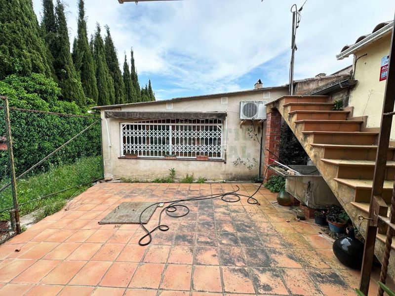 Foto ce58b017-3bca-4c58-b531-9263e1e88dfe. Casa amb calefacció aparcament piscina a Bisbal d´Empordà (La)