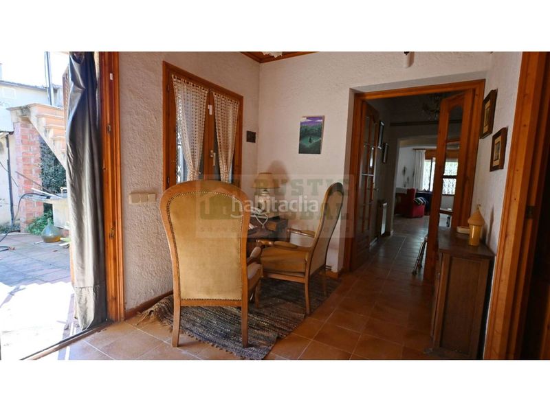 Foto da60d044-de54-47b1-823e-e102f419b903. Casa amb calefacció aparcament piscina a Bisbal d´Empordà (La)