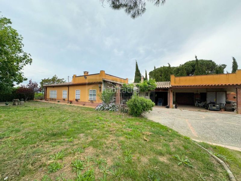Foto dc2bc6ed-13b5-409b-872c-3f227708d05c. Casa amb calefacció aparcament piscina a Bisbal d´Empordà (La)