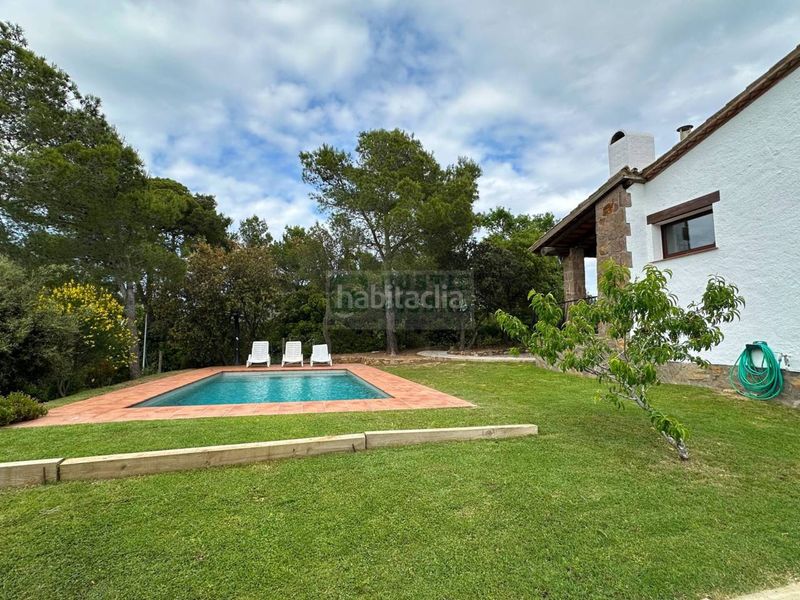 Foto 25558e0a-10ef-4bb1-a825-48ad549ce02e. Rent house with heating pool in residencial Begur-esclanyà Begur