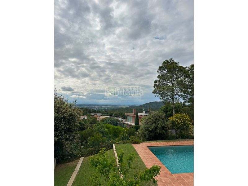 Foto 3f72b061-35cf-492b-a5bc-0fd15bdd8e07. Rent house with heating pool in residencial Begur-esclanyà Begur